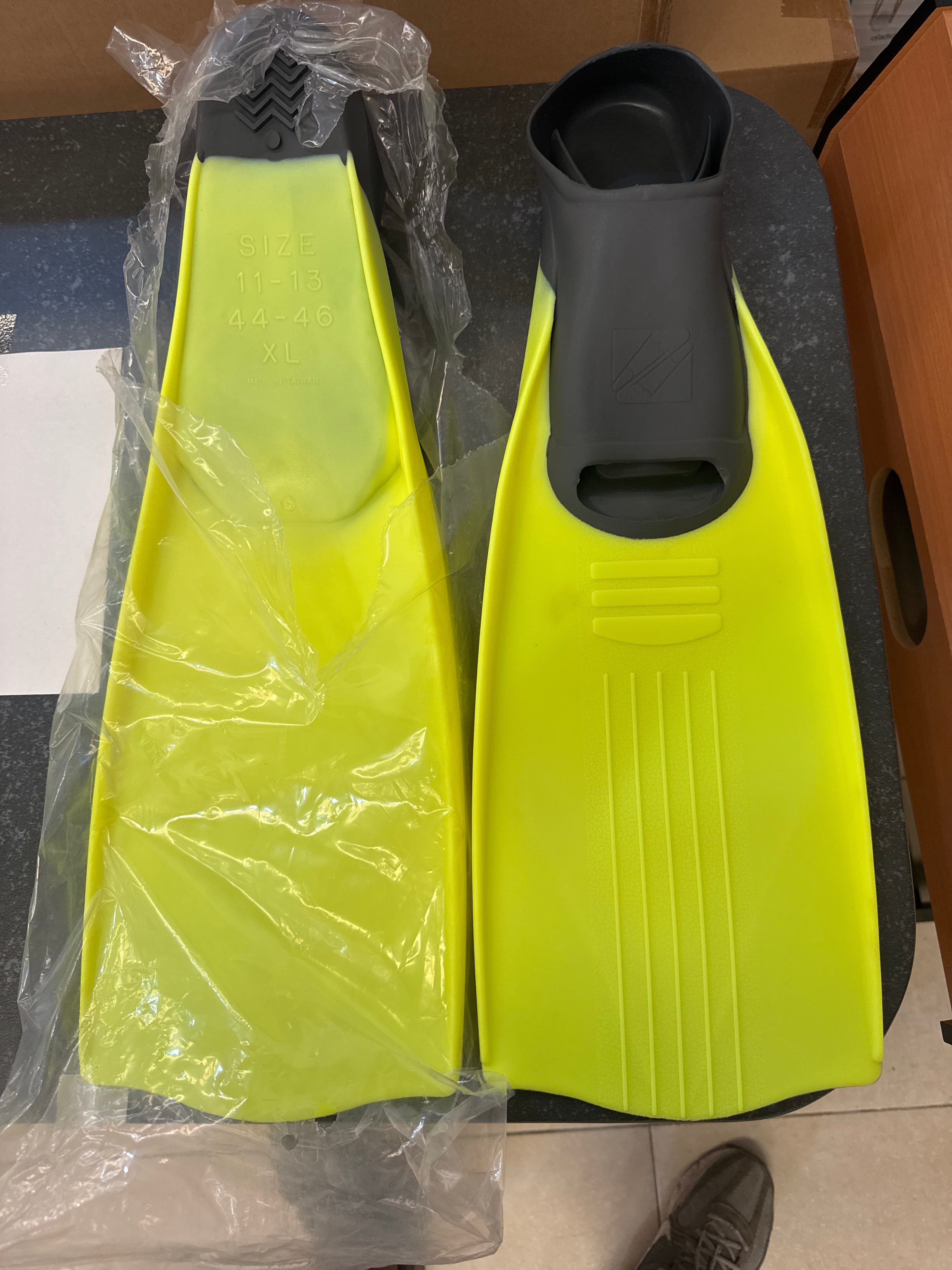 Aletas buceo talla XL 44-46